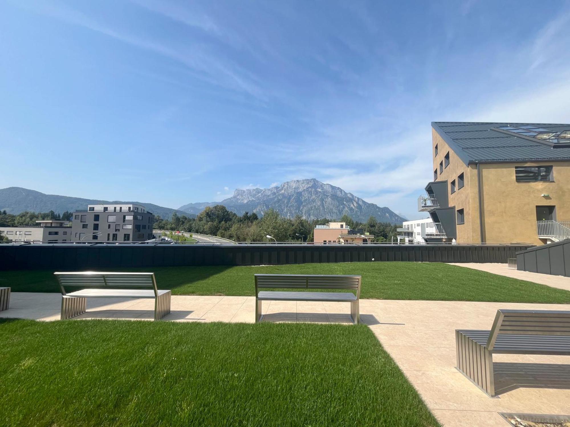 Hotel Im Zentrum Fuer Visionen Puch bei Hallein Exterior photo