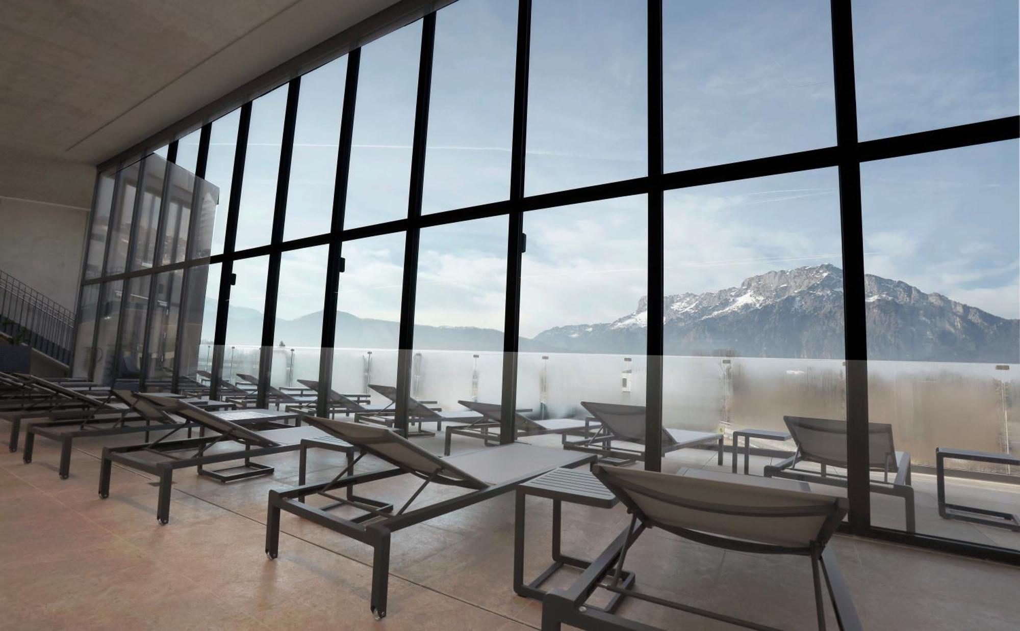 Hotel Im Zentrum Fuer Visionen Puch bei Hallein Exterior photo
