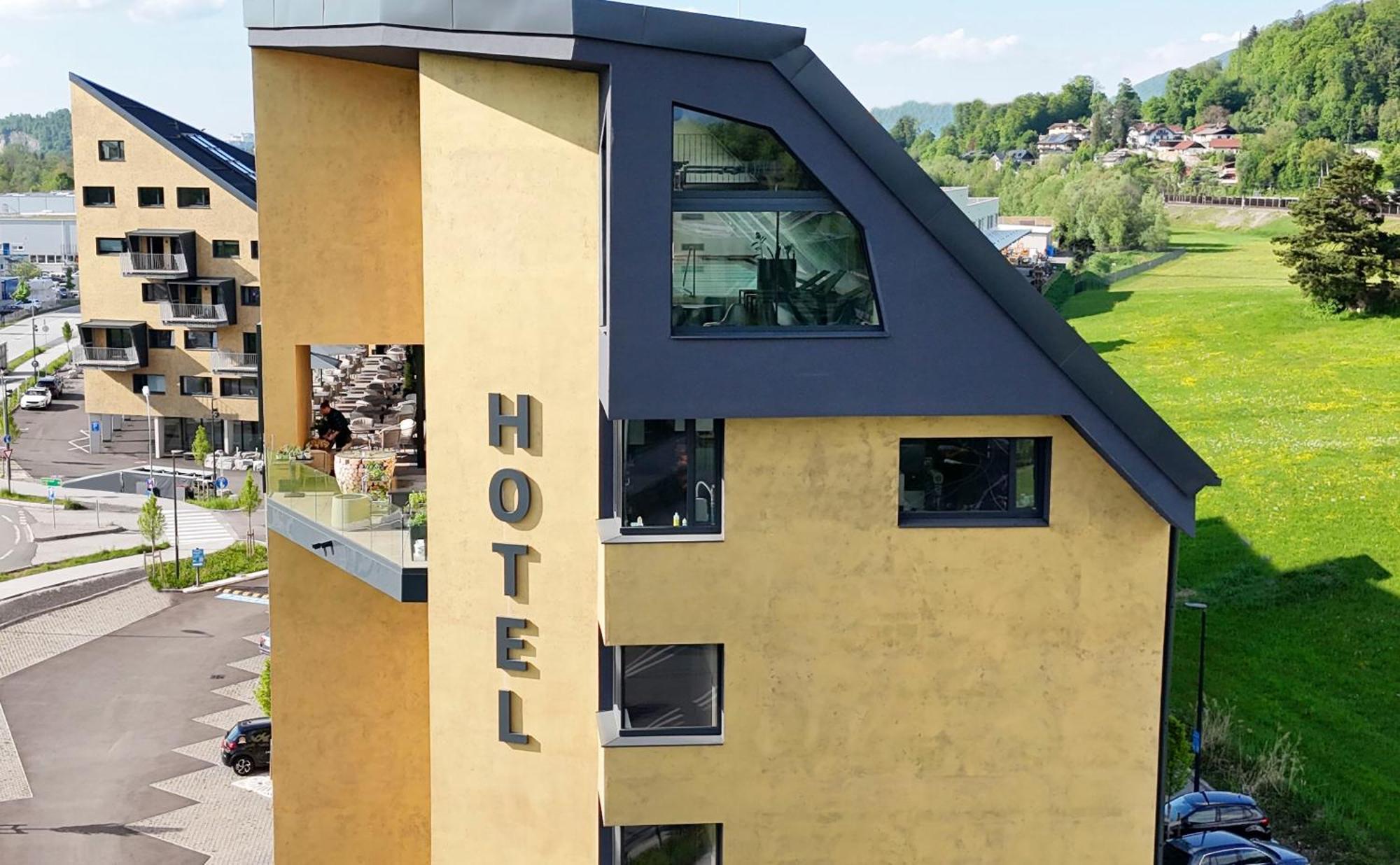 Hotel Im Zentrum Fuer Visionen Puch bei Hallein Exterior photo