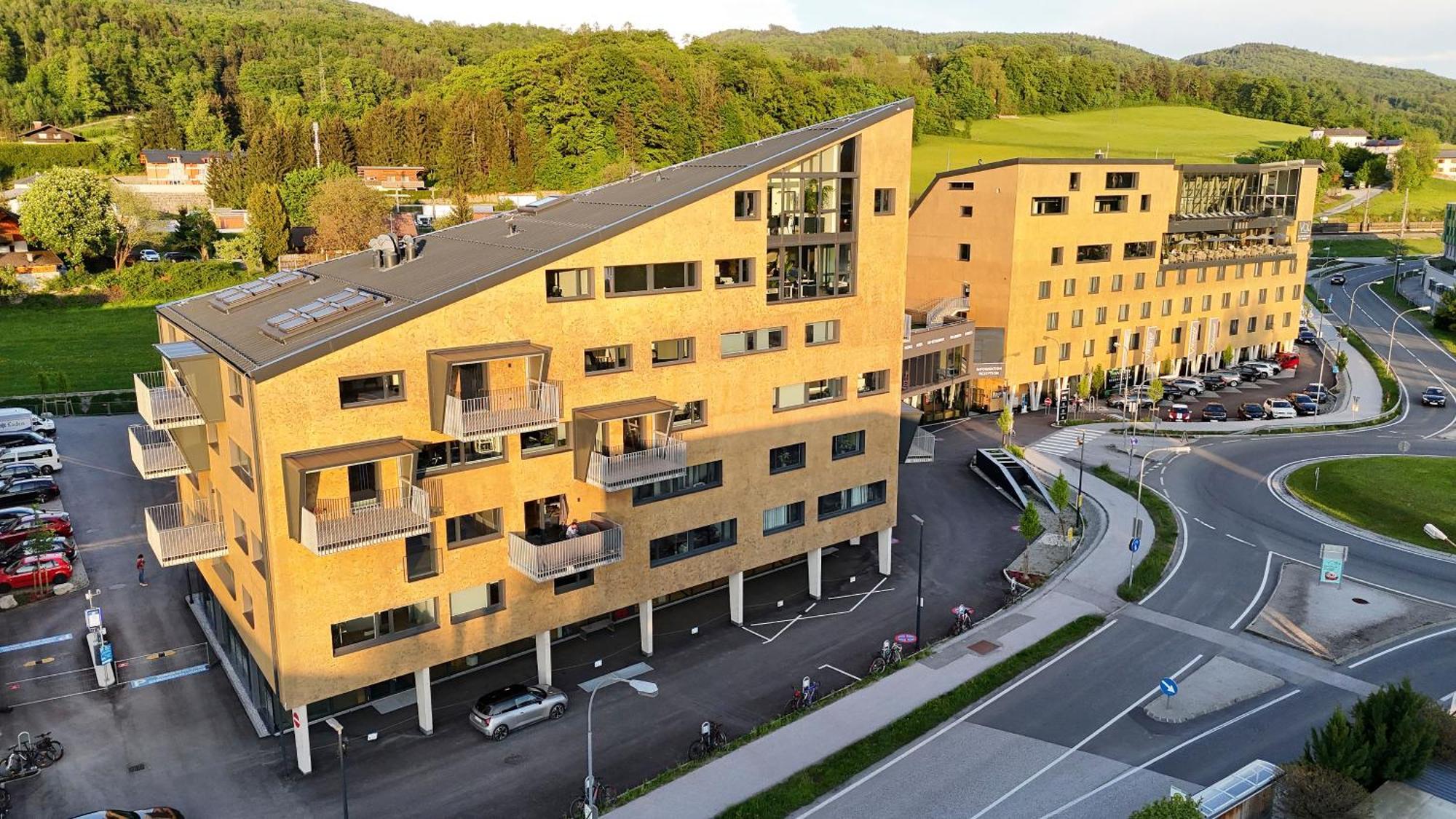 Hotel Im Zentrum Fuer Visionen Puch bei Hallein Exterior photo